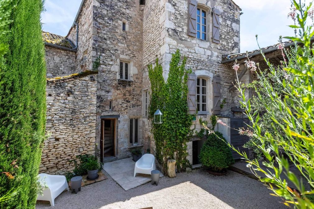 15. Villa in Lauzerte, Tarn-et-Garonne €875,000.jpg