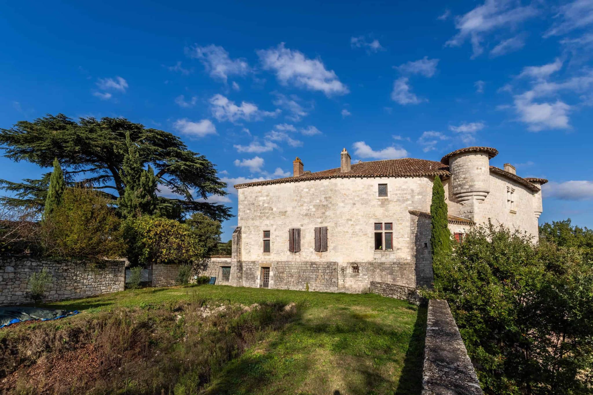 20. Villa in Beauville, Lot-et-Garonne €1,340,000.jpg