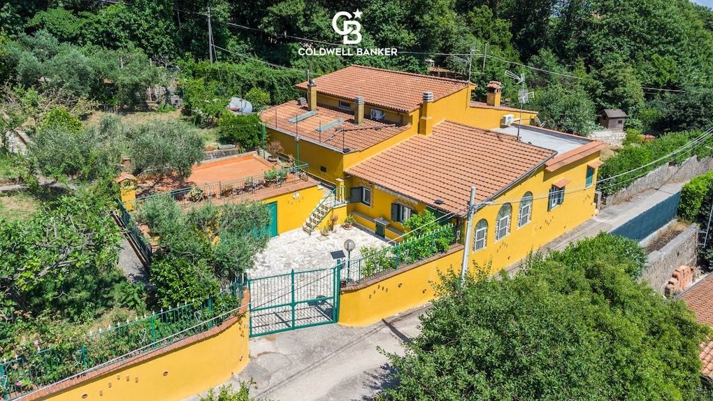 9. Villa in Velletri, Rome €149,000.jpg