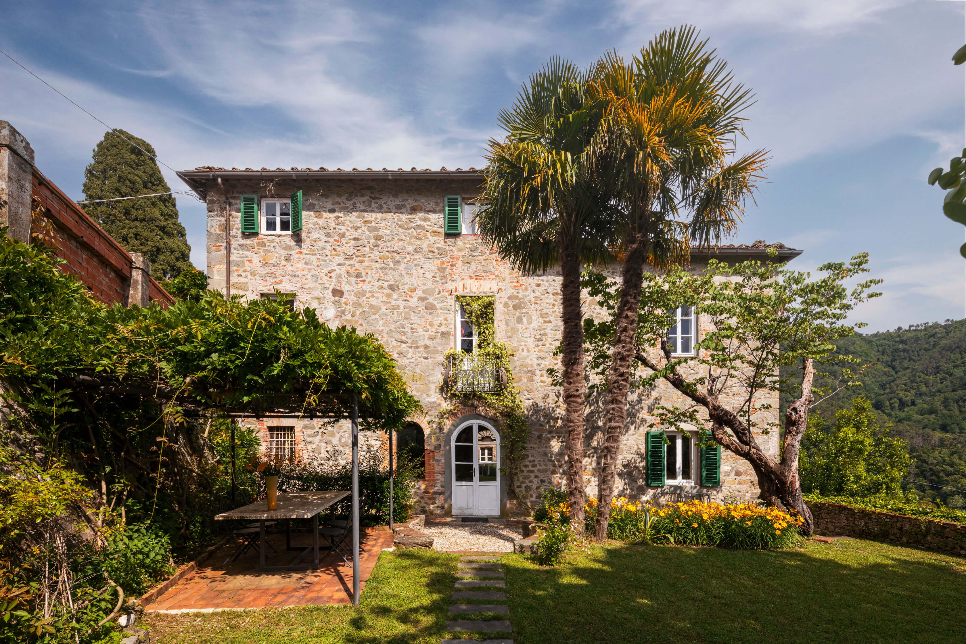 Beautiful Italian farmhouse in Tuscany (1).jpg