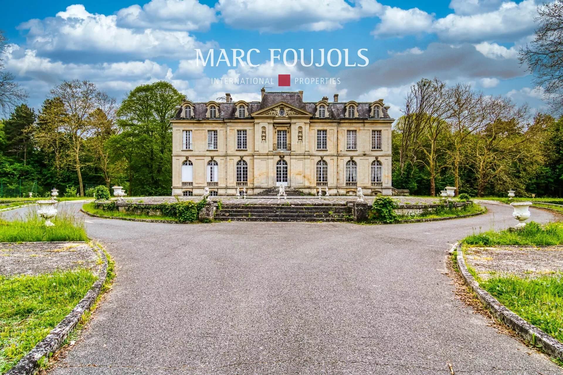 Chantilly, Oise (1).jpg