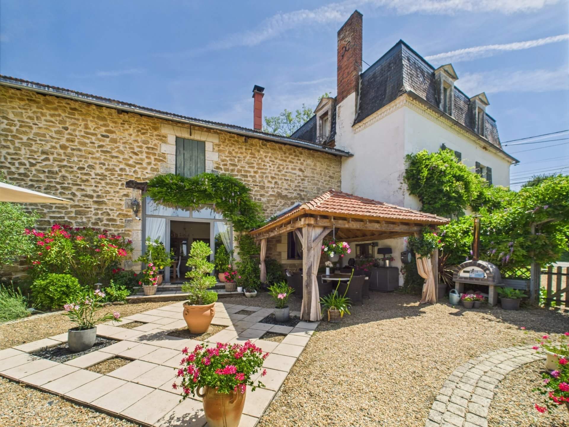 Corgnac-sur-l'Isle, Dordogne (1).jpg