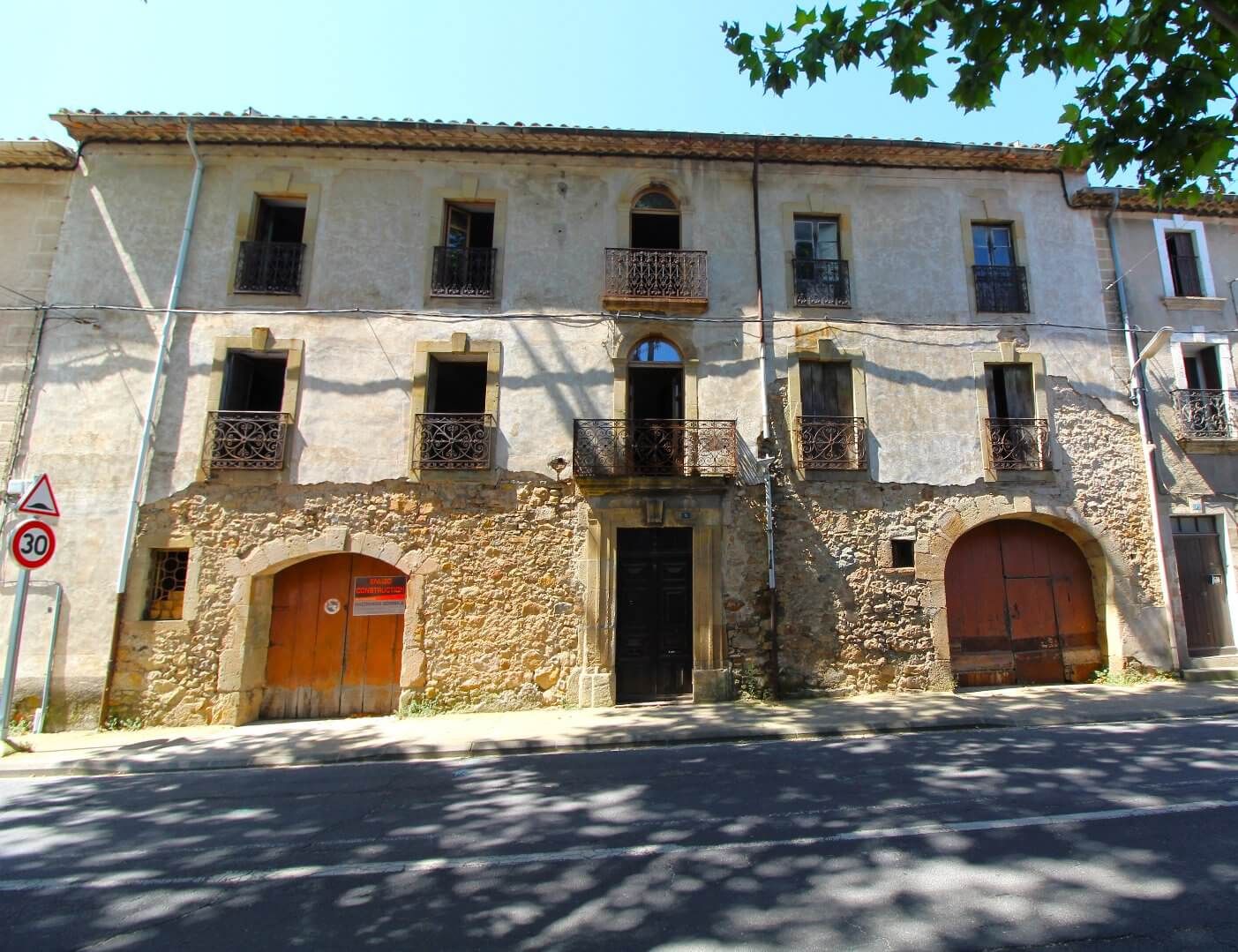 Gabian, Herault (1).jpg