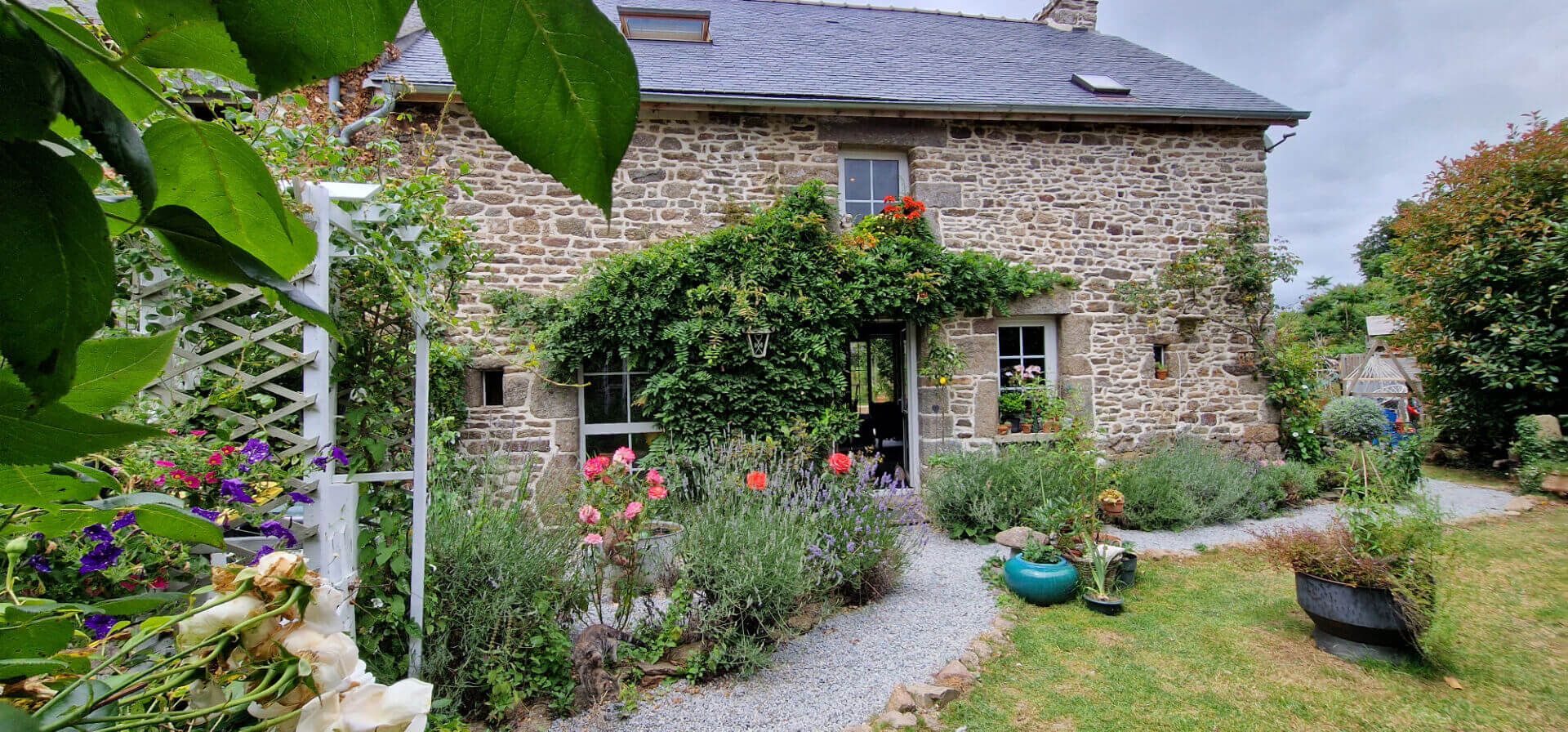 Meneac, Morbihan (1).jpg