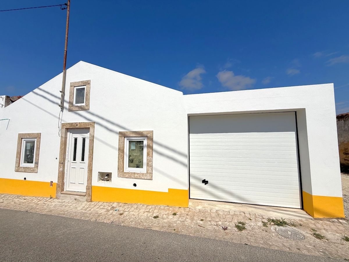 Villa in Caldas da Rainha, Leiria .jpg