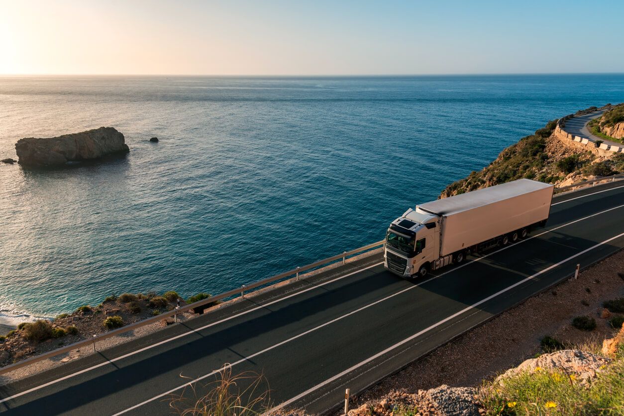 Lorry, moving belongings.jpg
