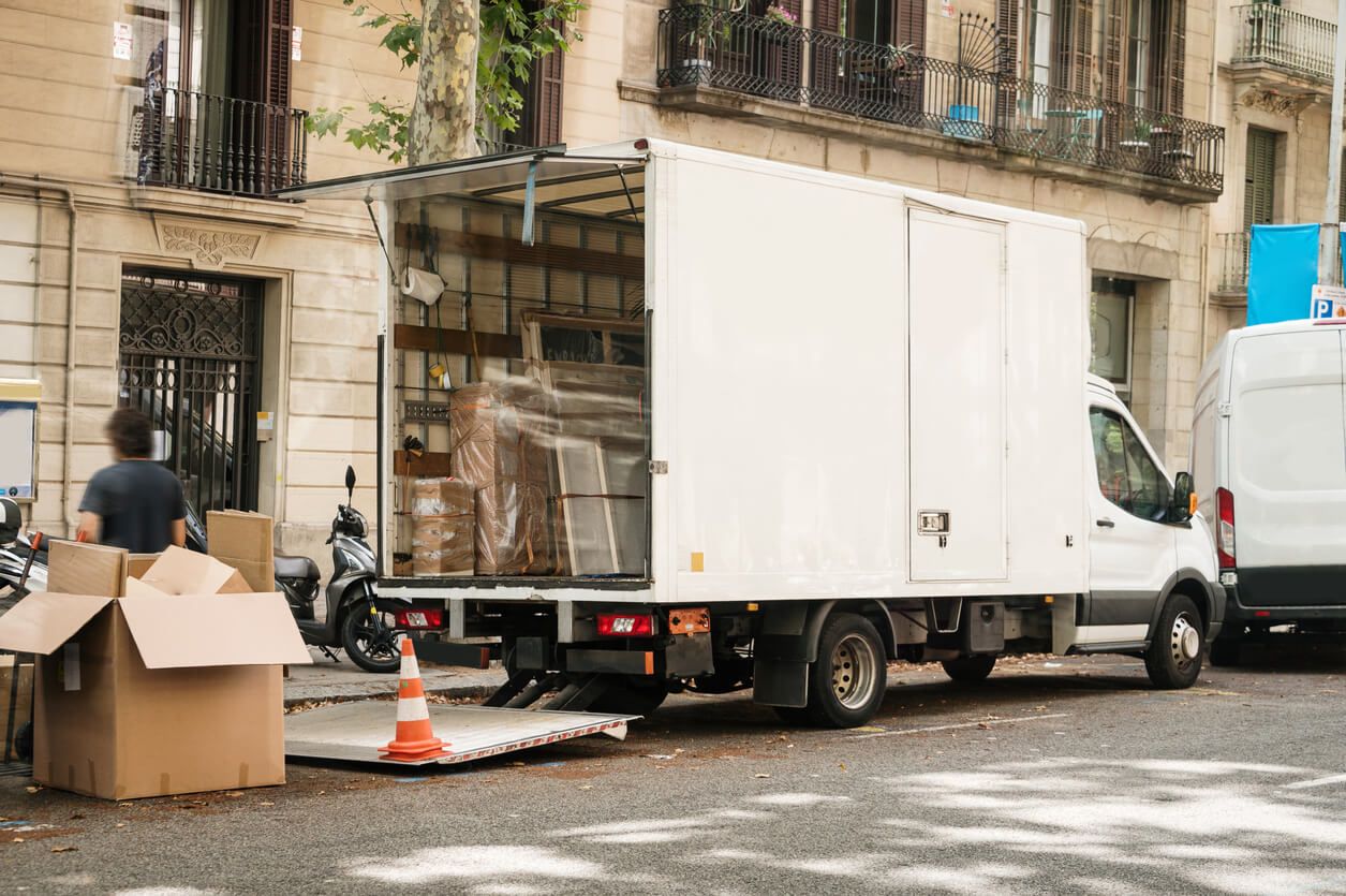 Moving van Spain.jpg