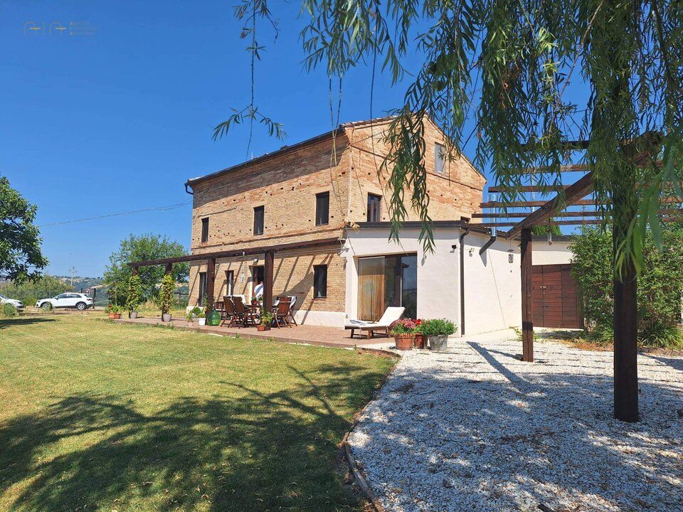 Montappone_fermo_1.jpg